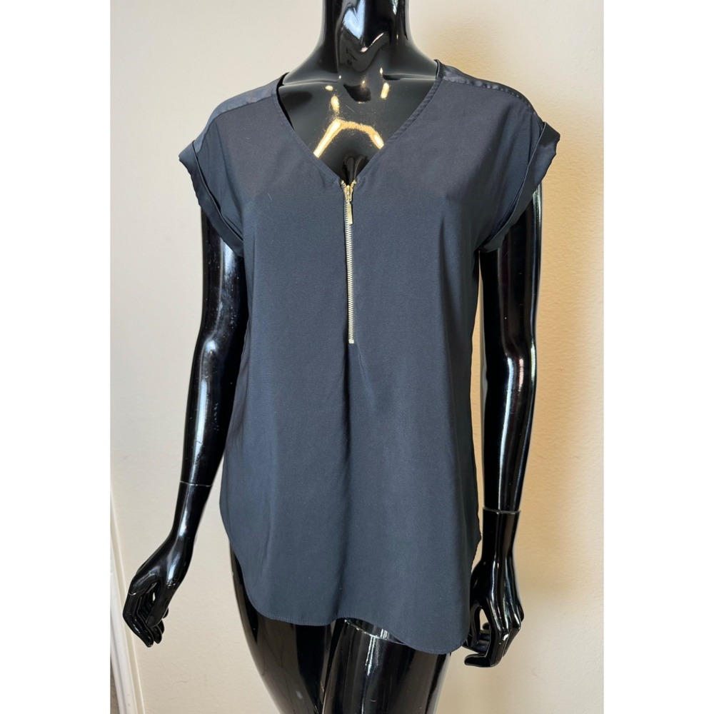 Express Blouse Women's Small Black Zip Front V Neck Short Sleeve Career Top